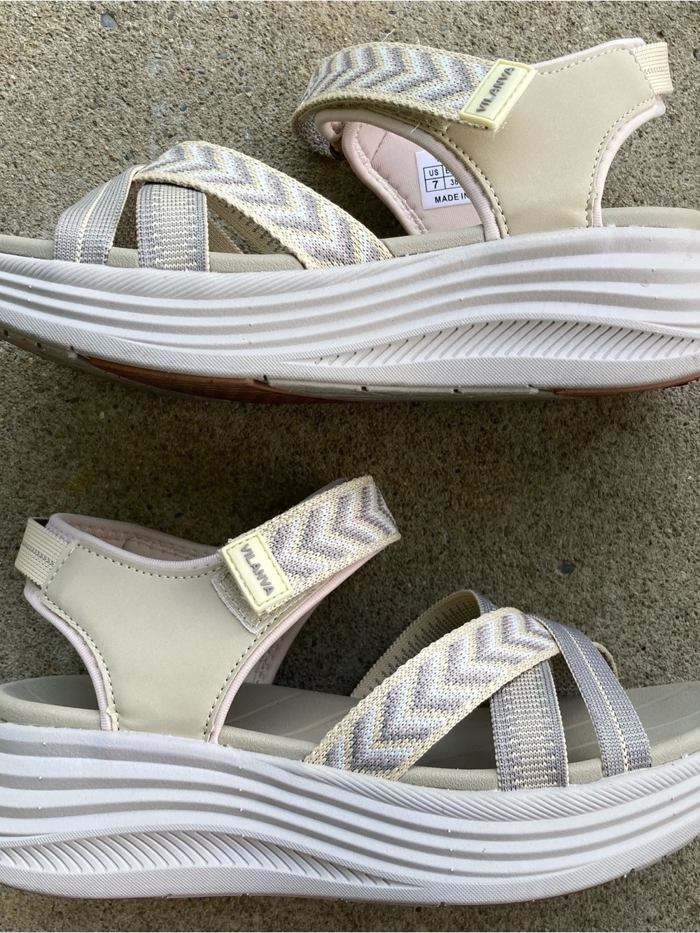 Vilanva Beige Chevron Strap Orthopedic Platform Sandals Size 7